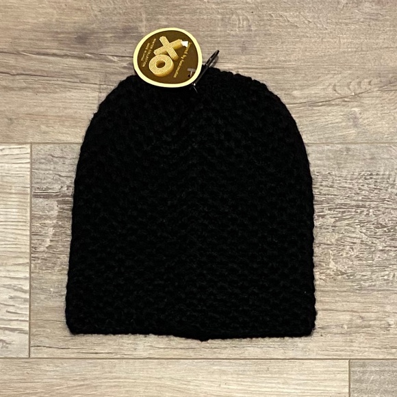 XO Winter Collection Knit Beanie NWT - Picture 3 of 4